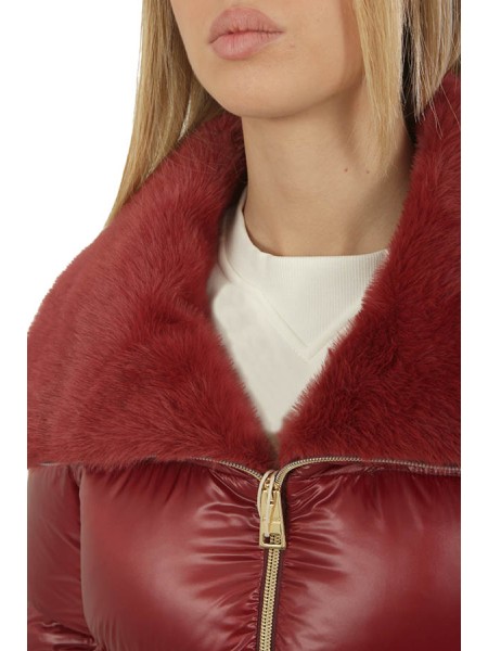 Piumino Herno con Collo in Ecofur Bordeaux